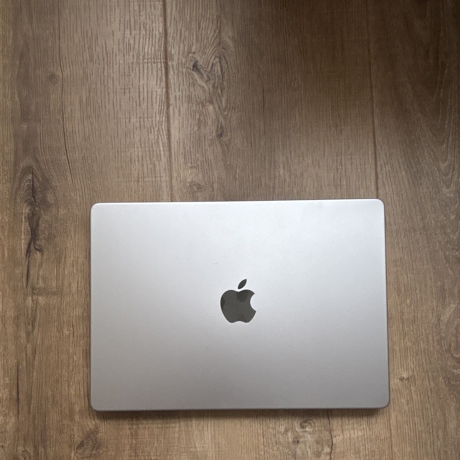 Apple MacBook Pro 14-inch 2023 Silver Laptop M3 4.05 GHz, 512GB SSD, 8GB RAM Apple MacBook Pro 14-inch 2023 Silver Laptop M3 4.05 GHz, 512GB SSD, 8GB RAM