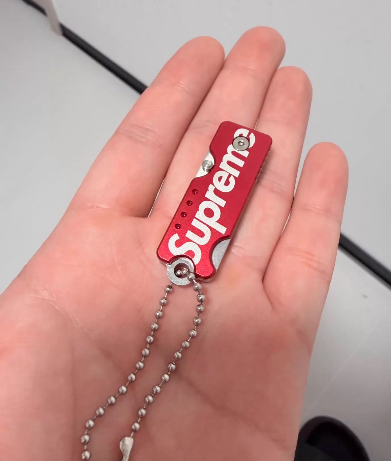 Supreme F/W 2017 Quiet Carry Knife Box Logo Supreme F/W 2017 Quiet Carry Knife Box Logo