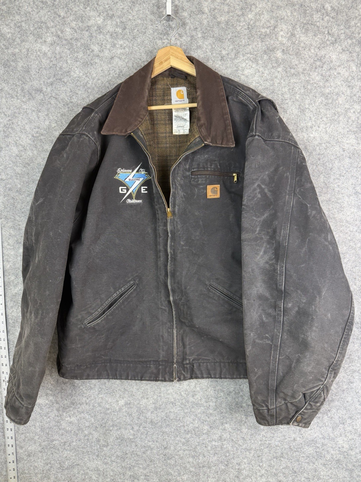 Vintage Carhartt Detroit Jacket Mens 3XL Tall Blanket Lined Tan Black 90s J97 Vintage Carhartt Detroit Jacket Mens 3XL Tall Blanket Lined Tan Black 90s J97