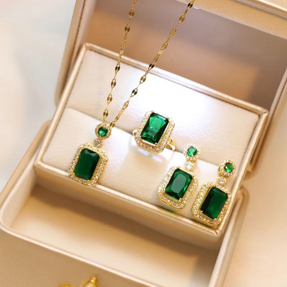 4PCS Rhinestone Jewelry Set Necklace Earrings Ring Bridal Wedding Gift Set