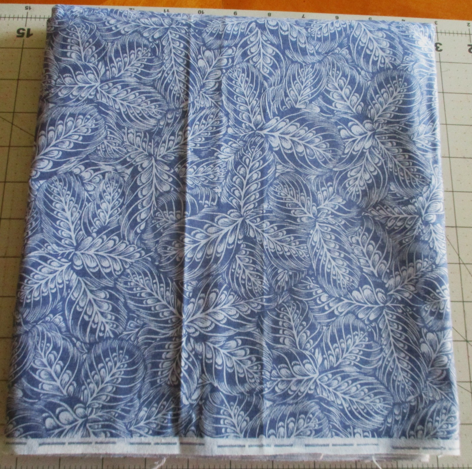 3 yards quilter vintage fabric cotton 1989 Copyright NTT blue leaves tone 3 yards quilter vintage fabric cotton 1989 Copyright NTT blue leaves tone