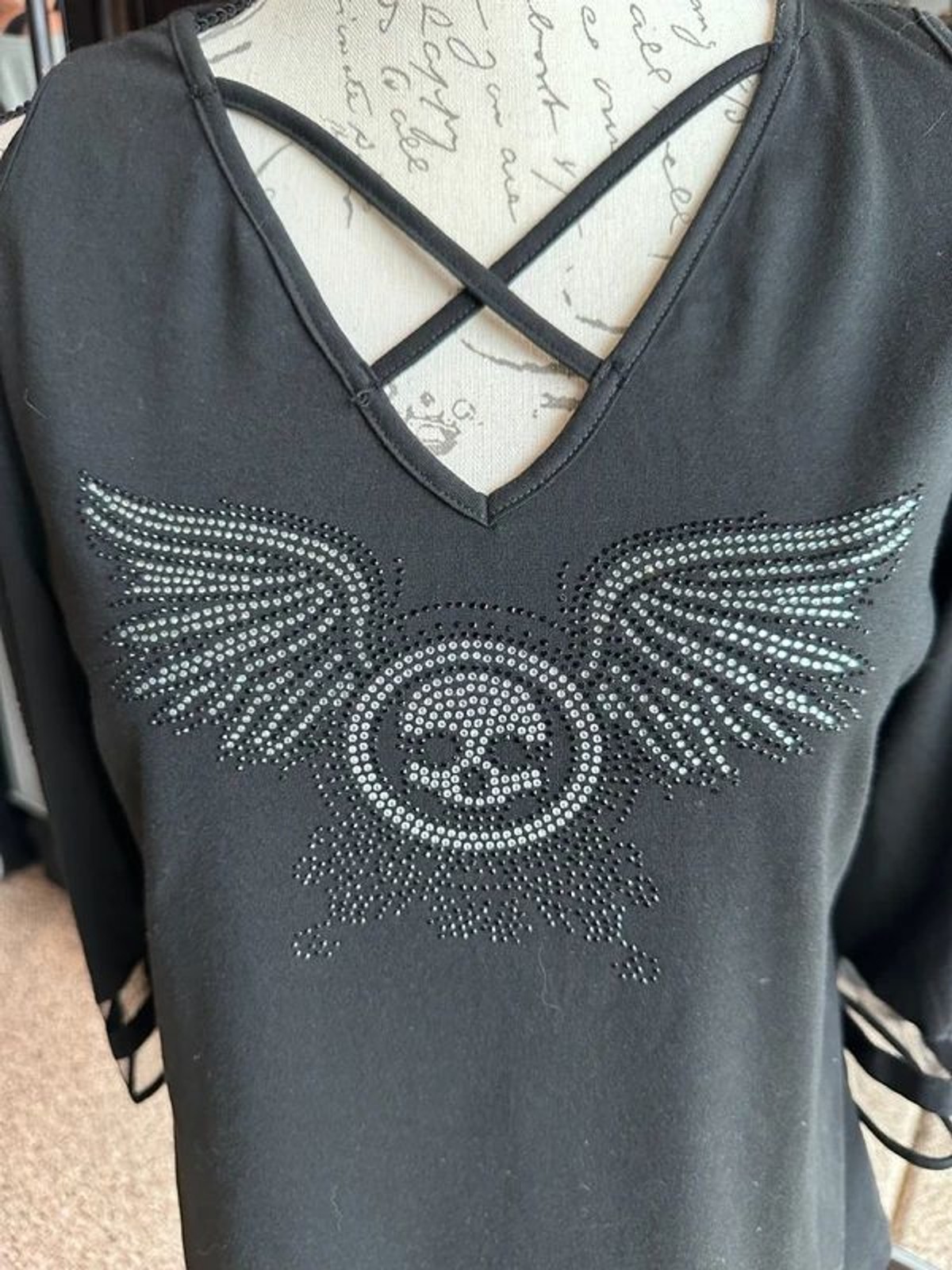 Vintage Y2K Rhinestone Skull Wings Cold Shoulder Top Mesh Cuff Love Detail M