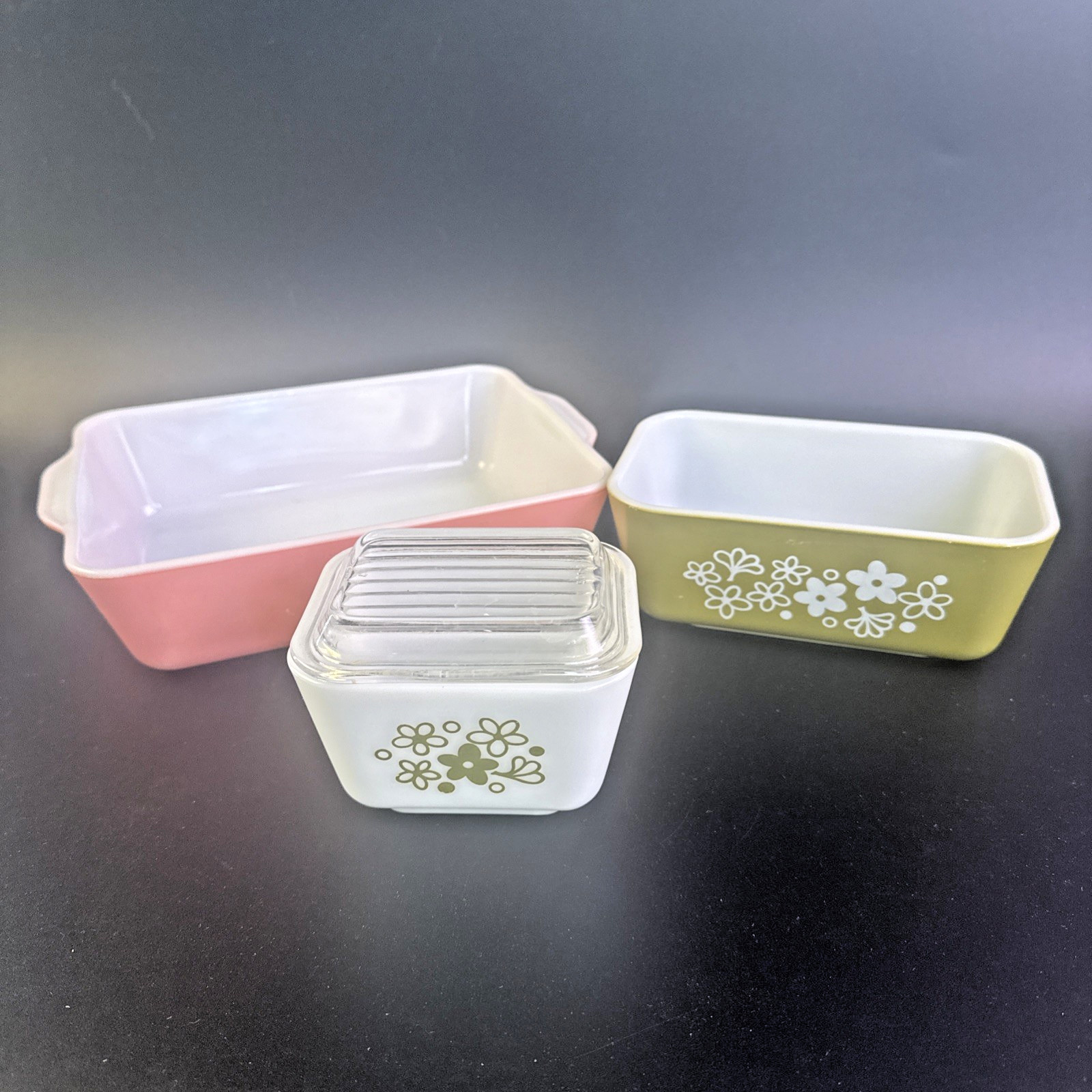 Pyrex Spring Blossom W/lid & Green Crazy Daisy & Town & Country Red - 3 Sizes