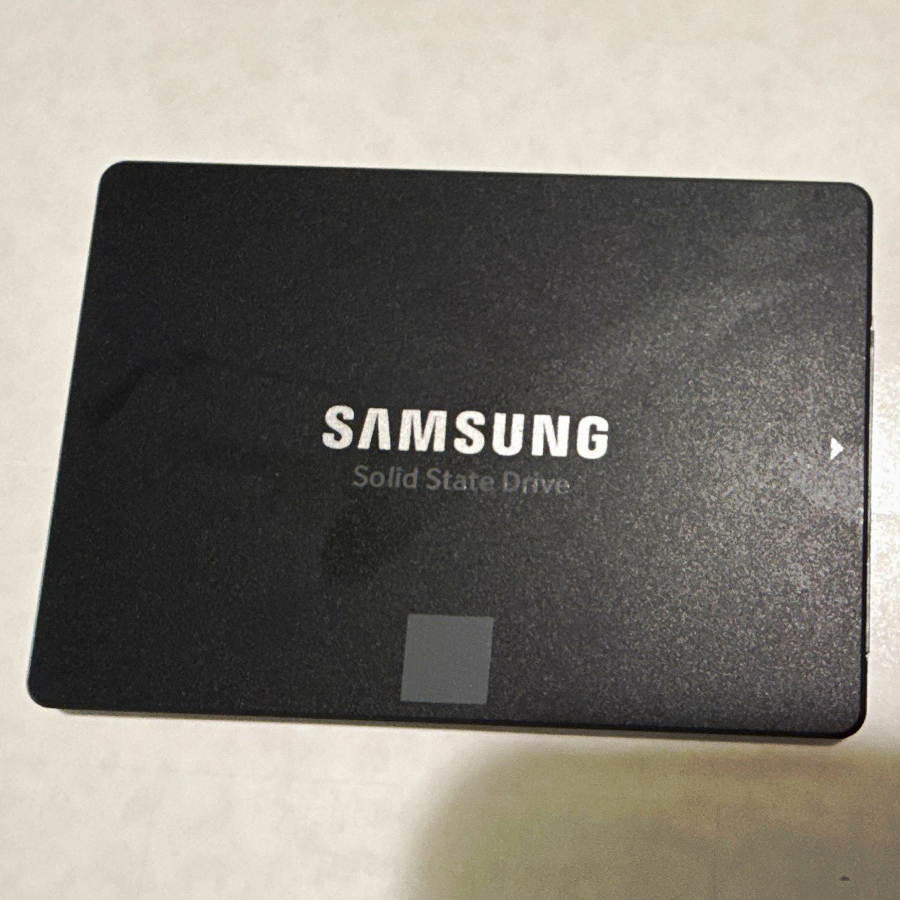 Samsung 870 EVO 500GB 2.5in SATA III Internal V-NAND SSD MZ-77E500B/EU Samsung 870 EVO 500GB 2.5in SATA III Internal V-NAND SSD MZ-77E500B/EU