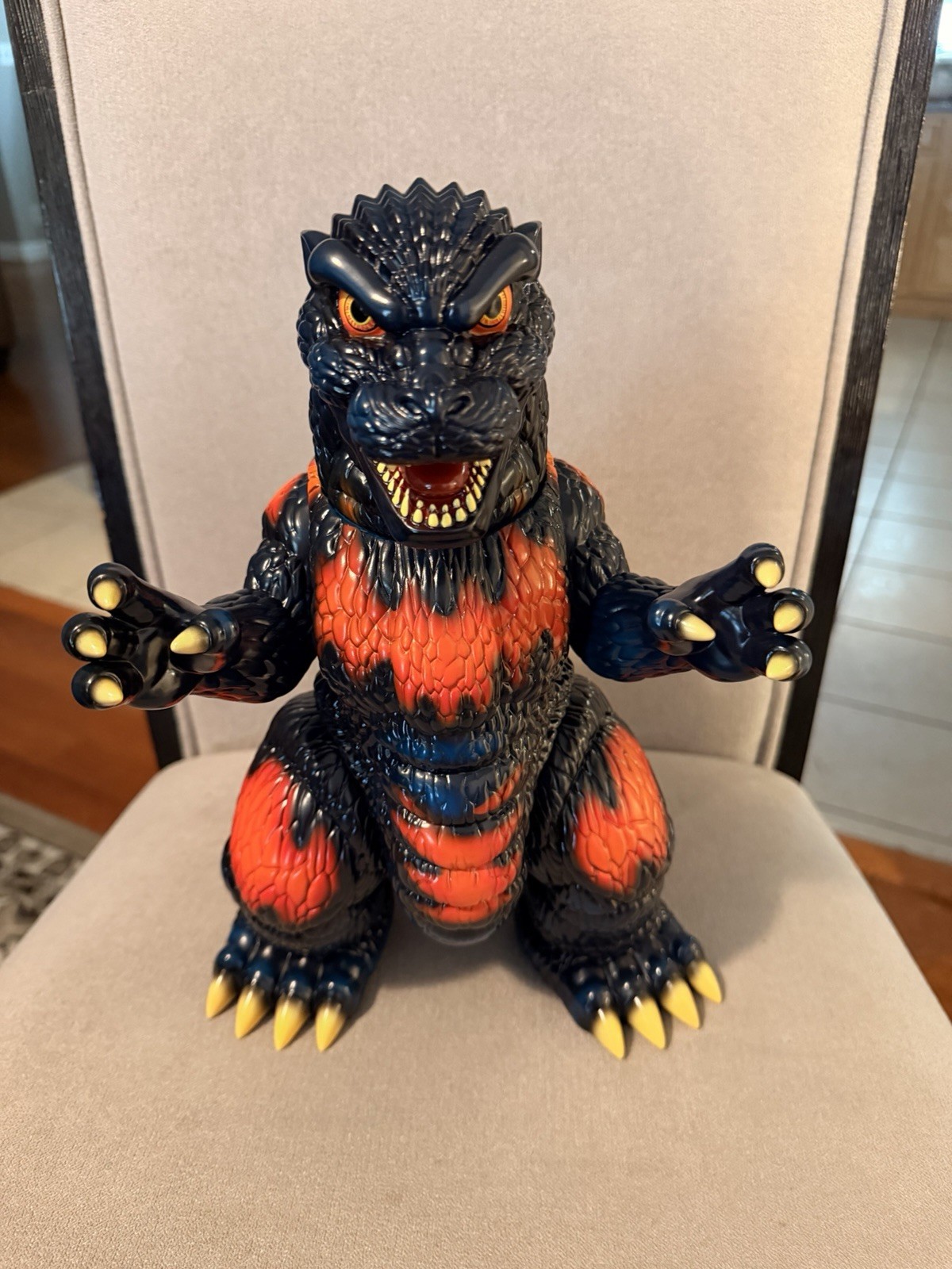 Godzilla Gallery of Hakaba Kaiju One 1995 Sofubi Figure Limited  Rare  11.81in