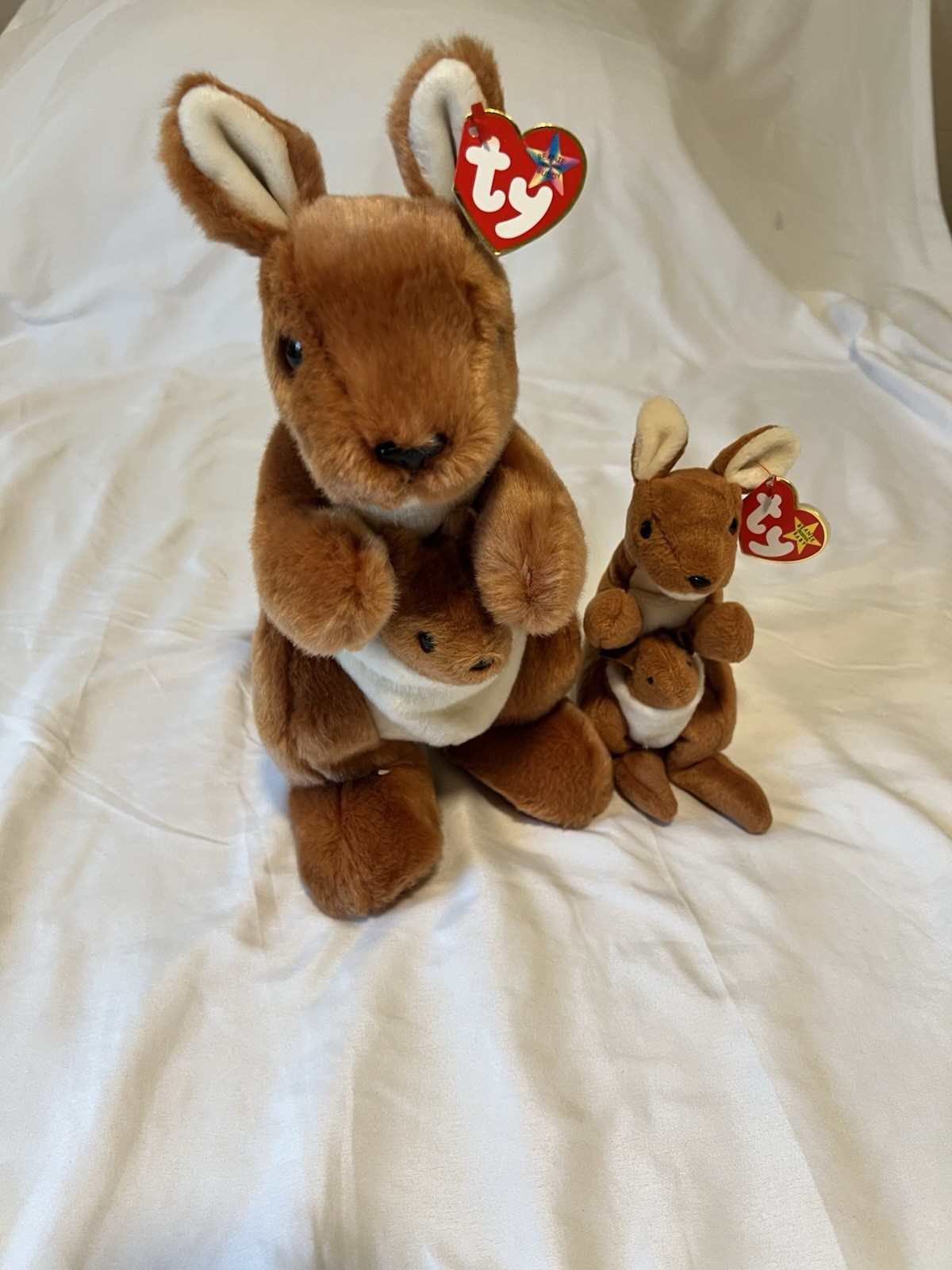 Ty Original Beanie Buddy/Baby Set of Pouch The Kangaroo 1998 Mint W/Mint Tags