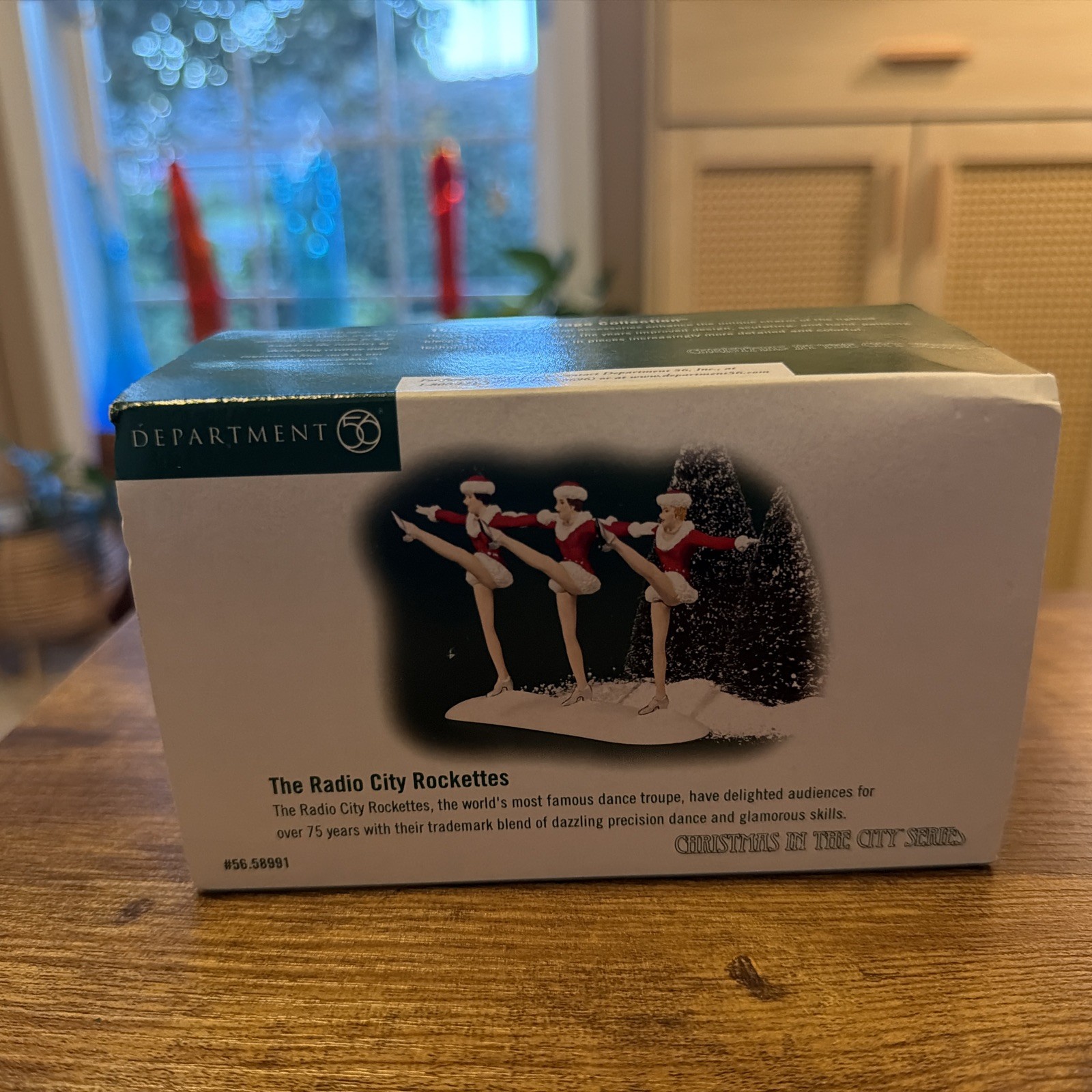 Department 56 Radio City Rockettes Christmas In The City w/ Box 2002 Department 56 Radio City Rockettes Christmas In The City w/ Box 2002