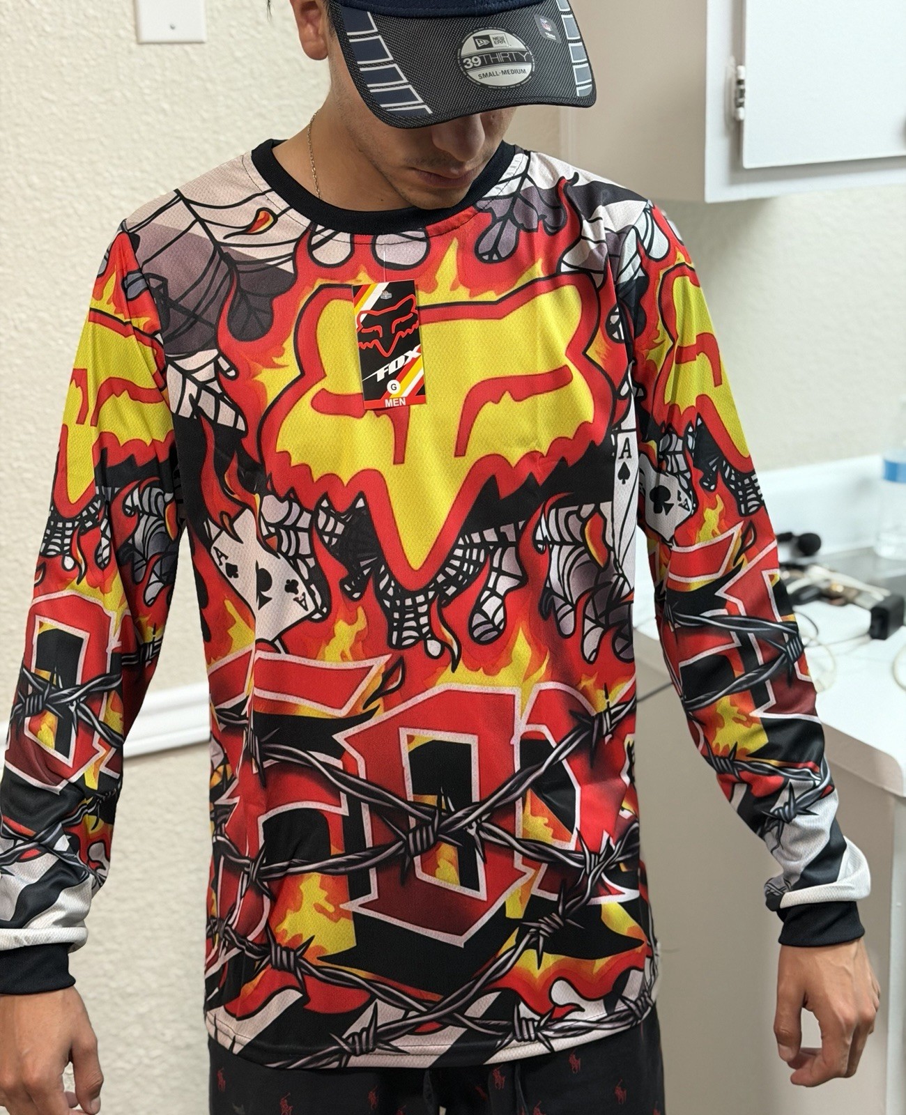 Fox Men’s XL Racing long sleeve jersey with yellow fox head graphic Fox Men’s XL Racing long sleeve jersey with yellow fox head graphic