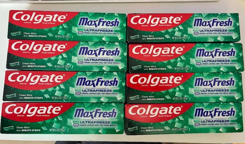 8 X Colgate Max Fresh Toothpaste Clean Mint, 6.3 oz each, Exp 3-2028