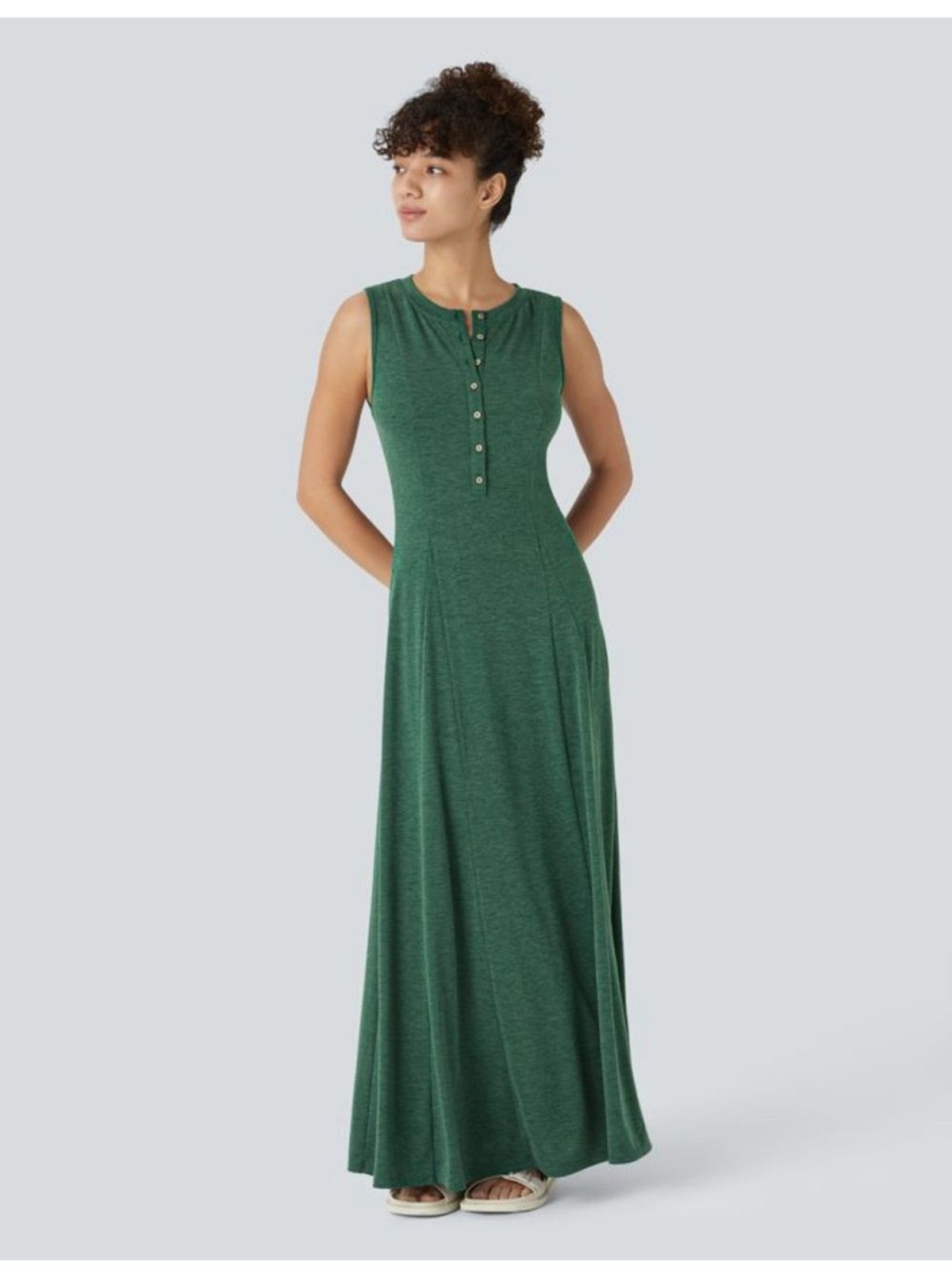 NWT halara Round Neck Sleeveless Flare Maxi Casual Dres SIZE L NWT halara Round Neck Sleeveless Flare Maxi Casual Dres SIZE L