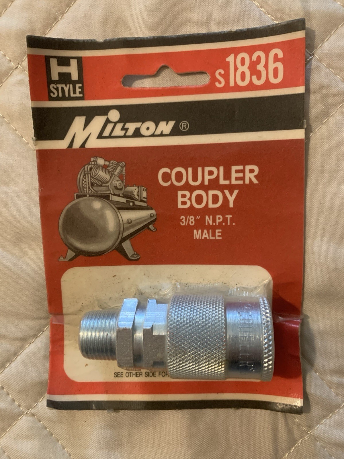 (1) Milton 1836 (1) Milton 1839 Air Couplers New See Photos