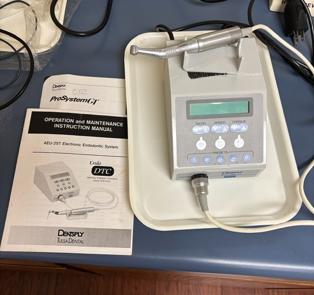 Dentsply Tulsa Dental Aseptico DTC AEU- 25 Endo Motor and Handpiece.Hardly Used
