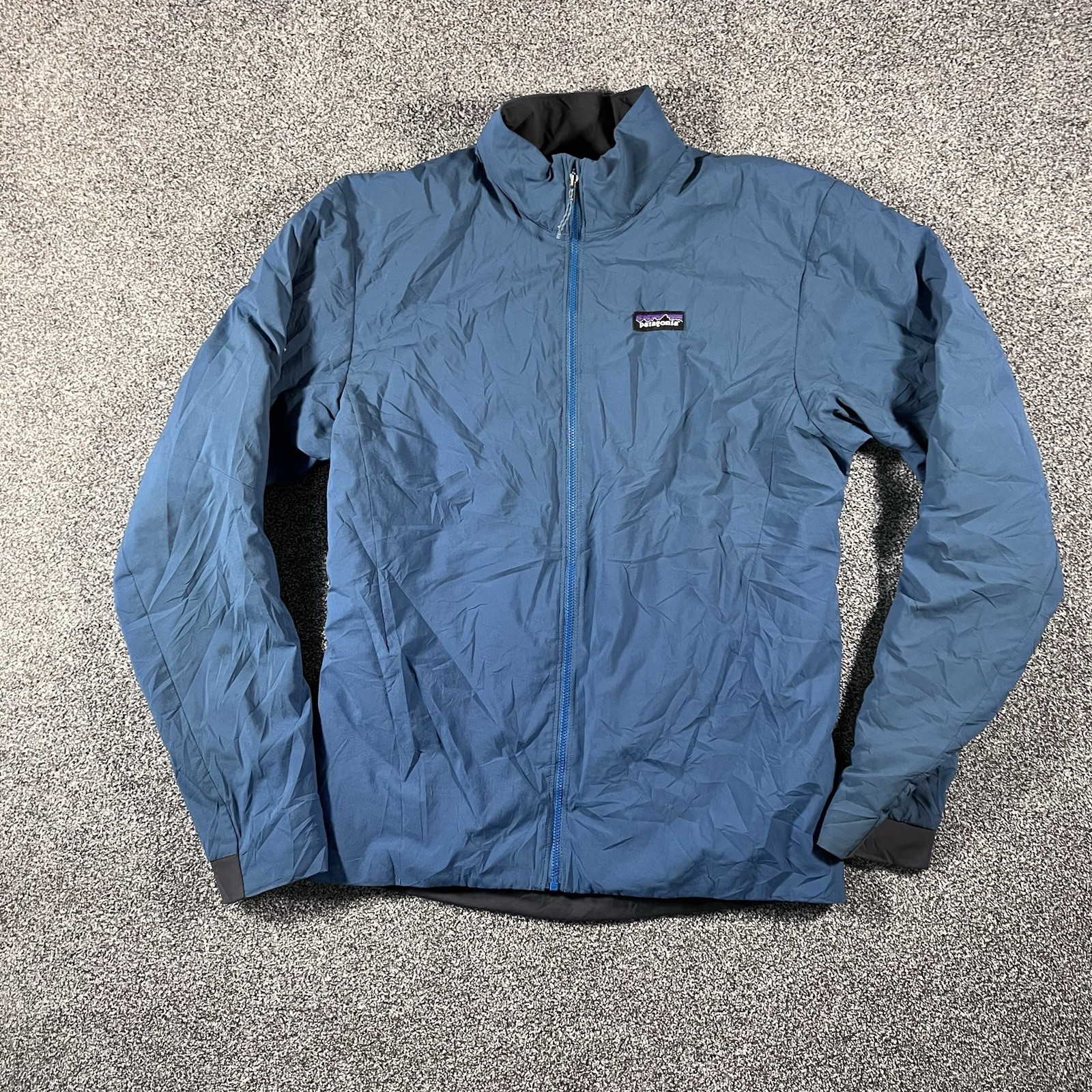     Patagonia Men\'s Medium Blue Full Zip Lightweight Outdoor Jacket