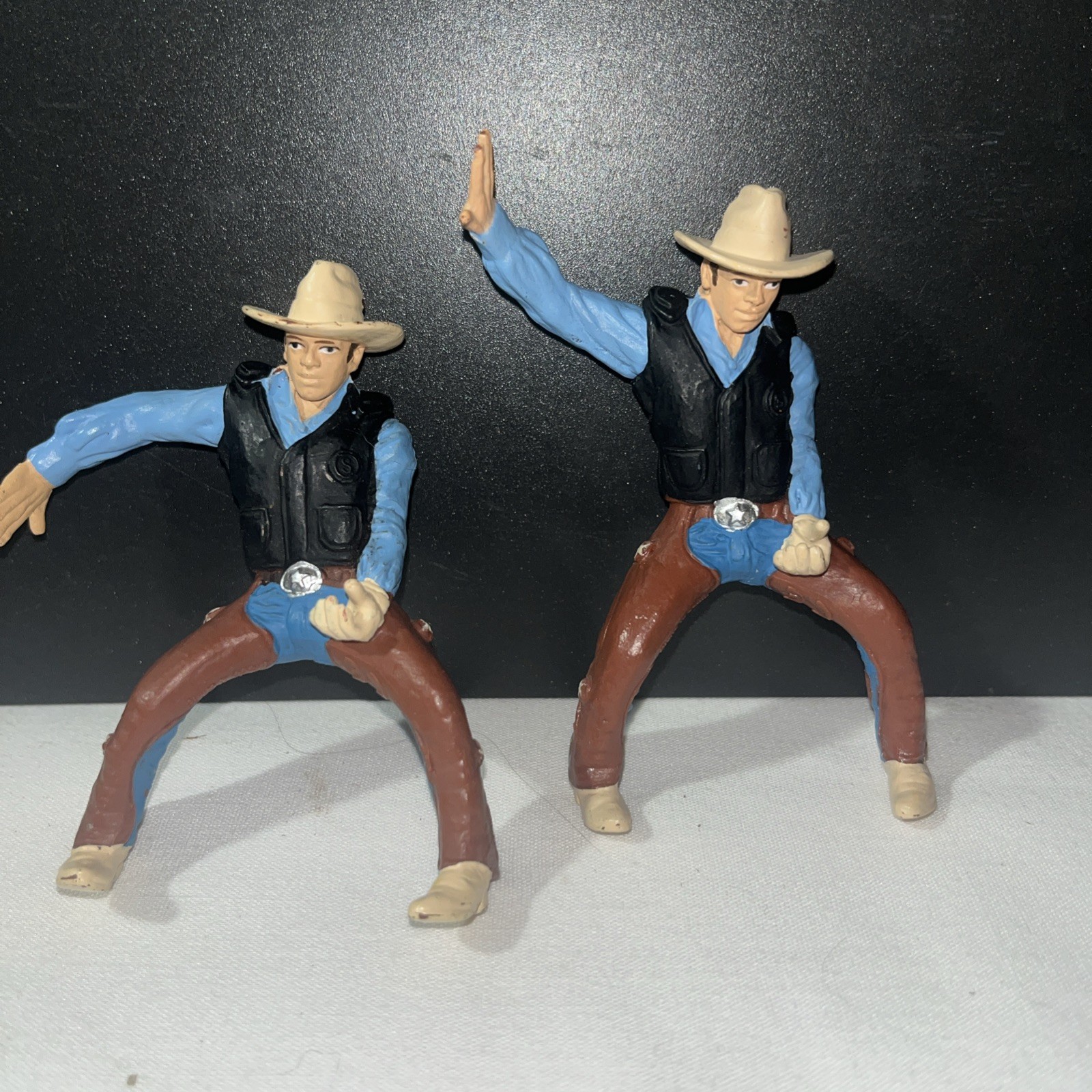 Schleich HORSE RIDER COWBOY Rodeo Man Human Lot Of 2 Schleich HORSE RIDER COWBOY Rodeo Man Human Lot Of 2