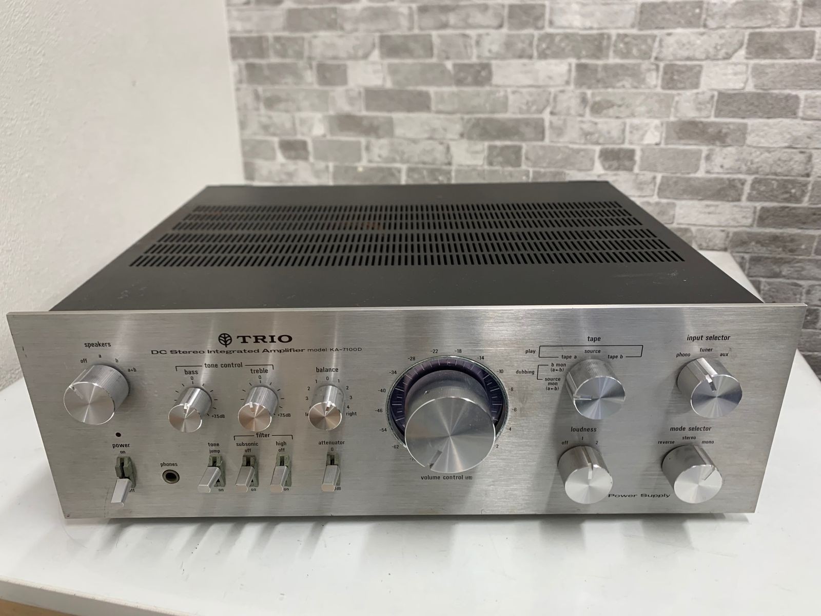 TRIO KA-7100D Integrated Amplifier (70s Retro) USED From Japan #T0801