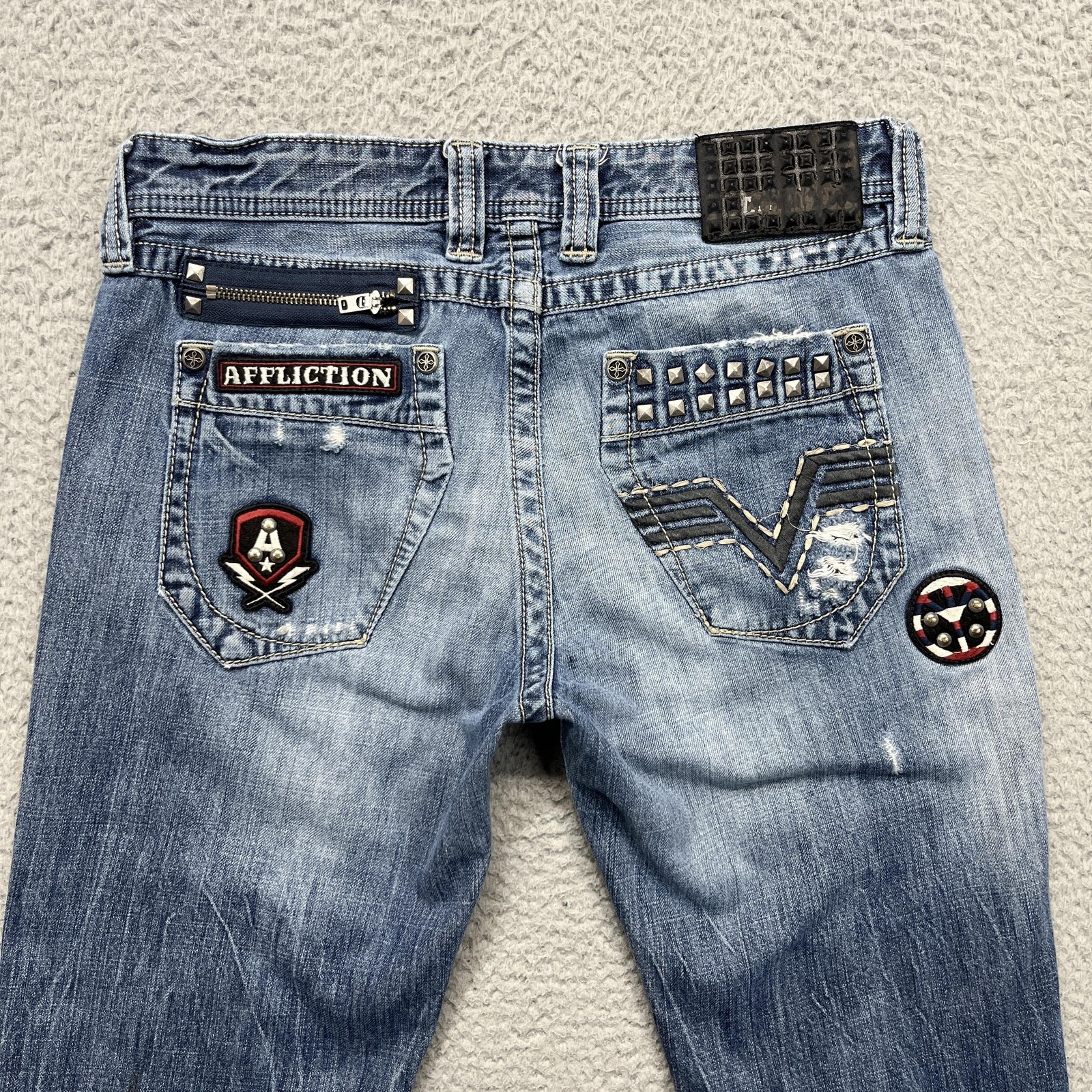 Affliction Ace Jeans Mens 31x33 Blue Medium Wash Slim Straight Distressed Denim