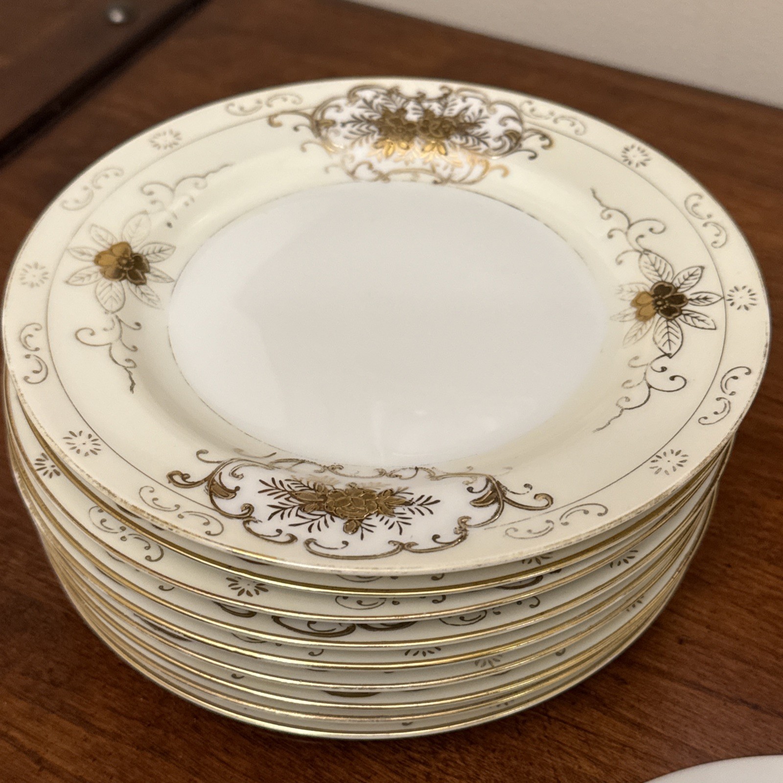 10 BREAD PLATES 6 3/4\ 10 BREAD PLATES 6 3/4\