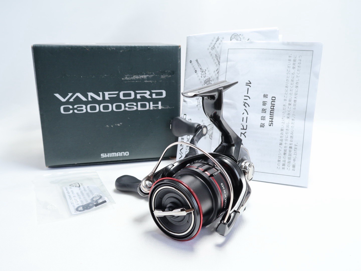 Near Mint Shimano 20 Vanford C3000SDH 5.3:1 Versatile Spinning Reel JDM #612