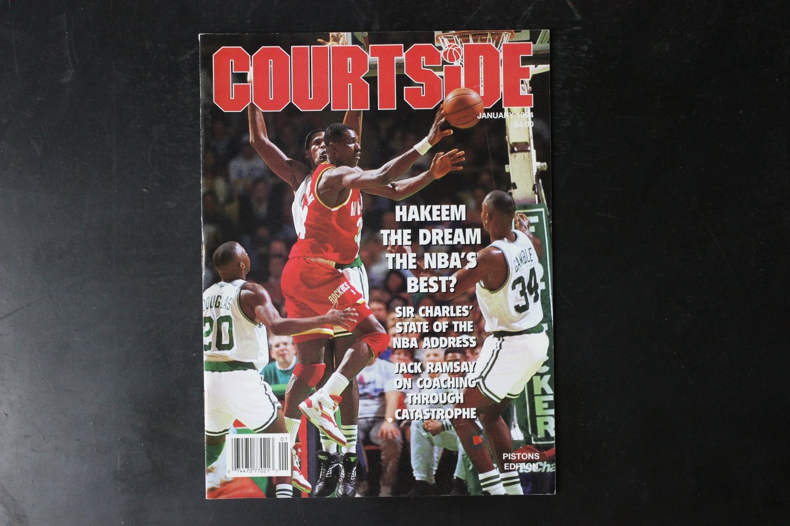 Courtside January 1994 Hakeem Olajuwon Basketball Magazine NBA Pistons