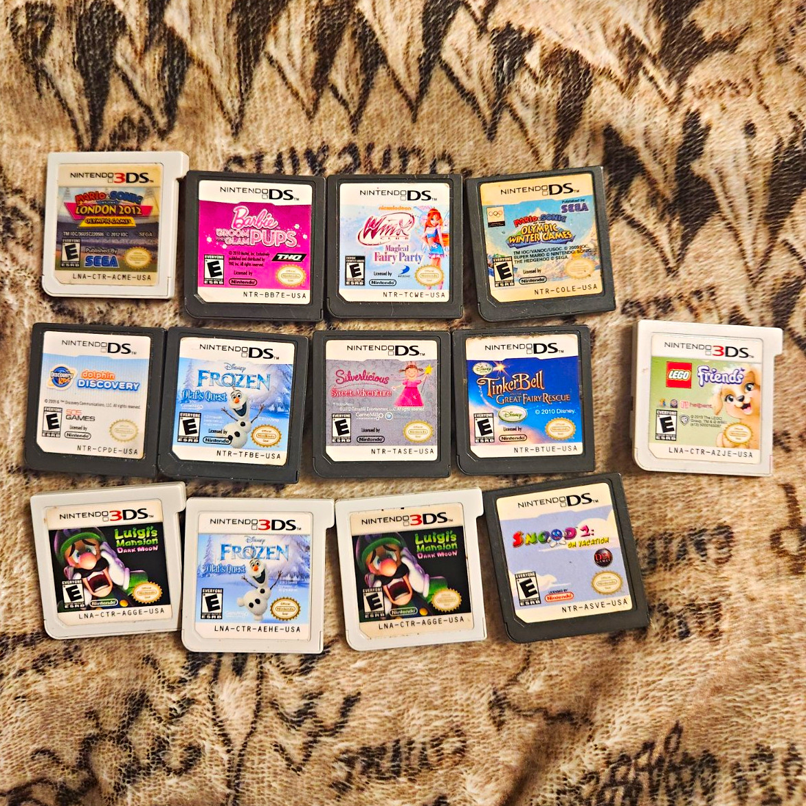 Nintendo DS & 3DS Game Lot Nintendo DS & 3DS Game Lot
