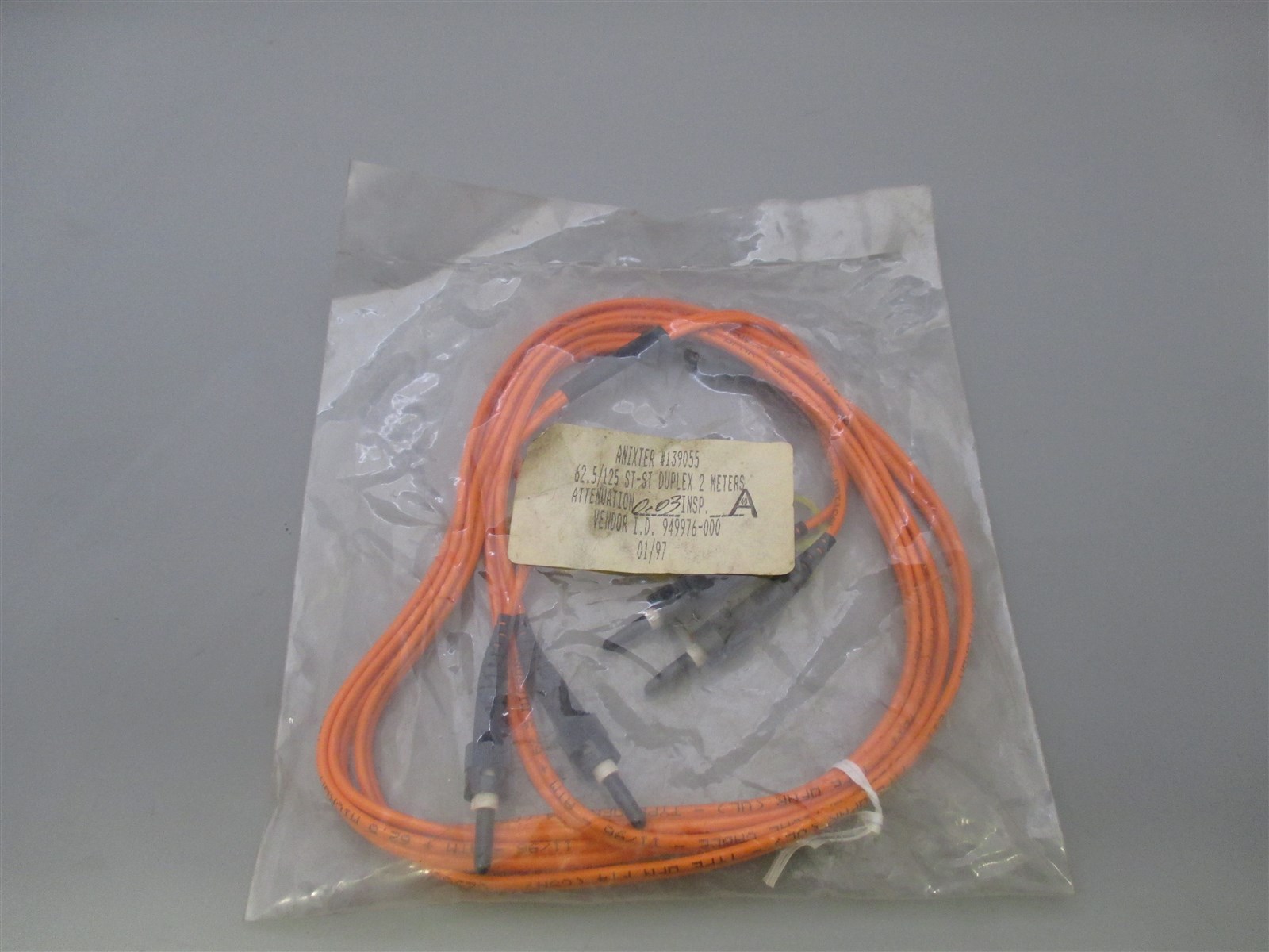 Anixter 139055 62.5/125 ST-ST Jumper Anixter 139055 62.5/125 ST-ST Jumper
