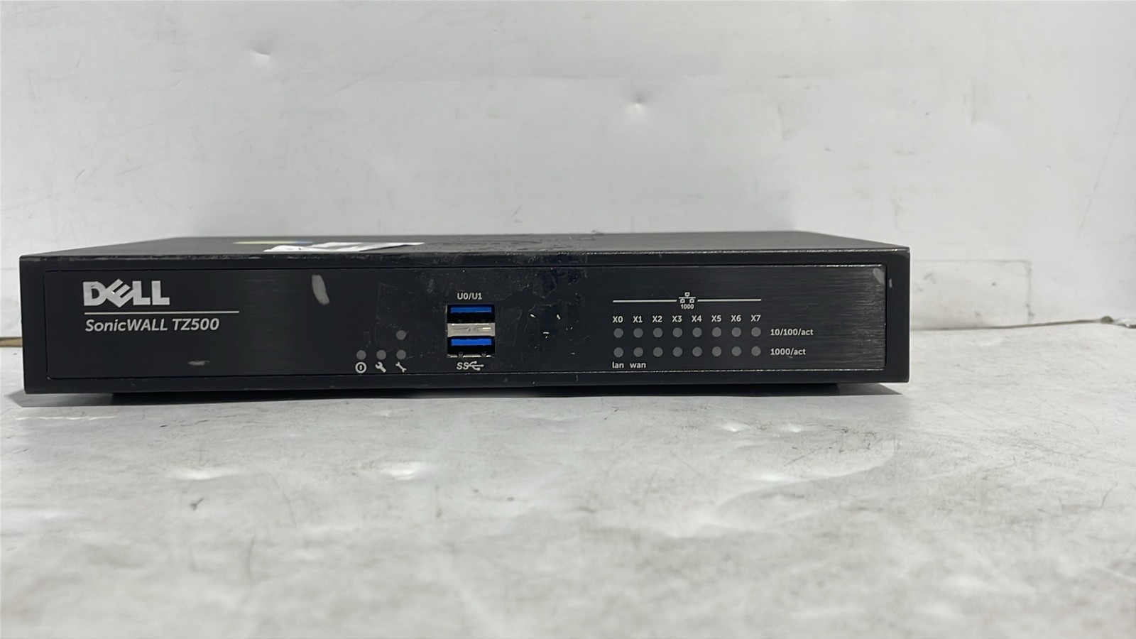 Dell SonicWall TZ500 APL29-0B6 101-500411-50 Network Security Appliance Firewall Dell SonicWall TZ500 APL29-0B6 101-500411-50 Network Security Appliance Firewall