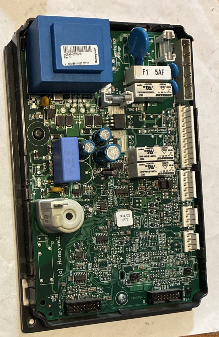 MCBA54201DV10 | Honeywell Boiler Main Control Board