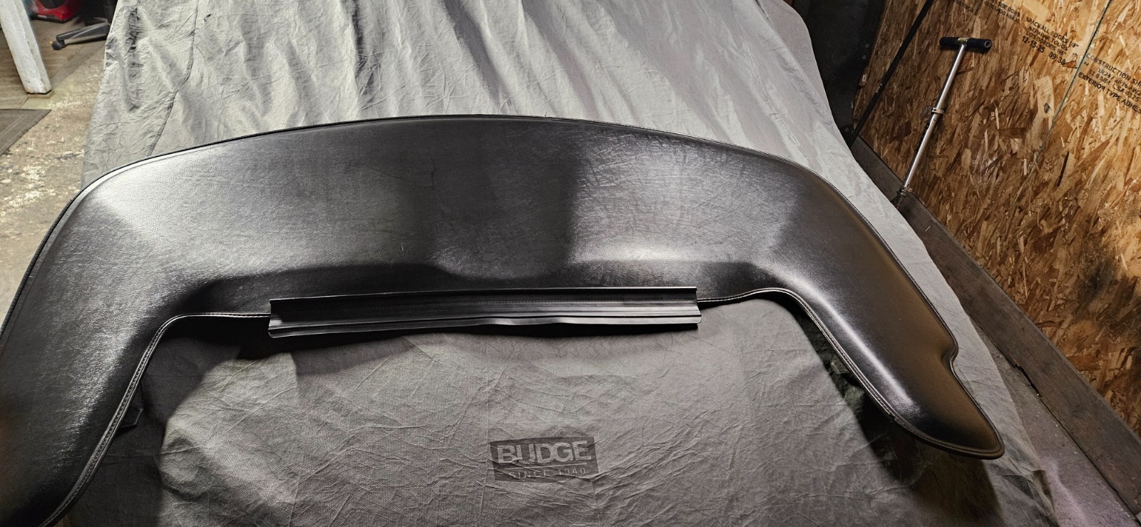 94' -04' mustang OEM Black vinyl boot cover 94' -04' mustang OEM Black vinyl boot cover