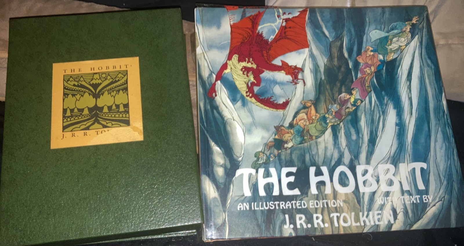 The Hobbit J. R. R. Tolkien 1977 Hardcover-w/Dustcover Illustrated & Bonus book The Hobbit J. R. R. Tolkien 1977 Hardcover-w/Dustcover Illustrated & Bonus book