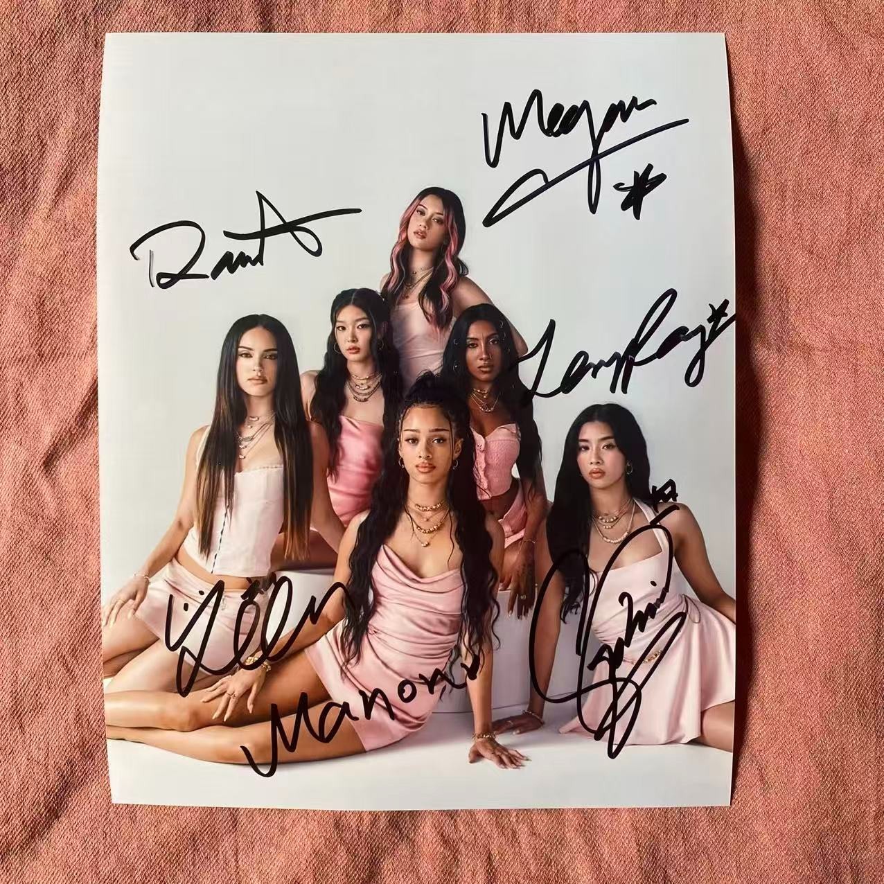 KATSEYE Group Autographed Signed Photo POP Collectibles Collection 8*10 2026A