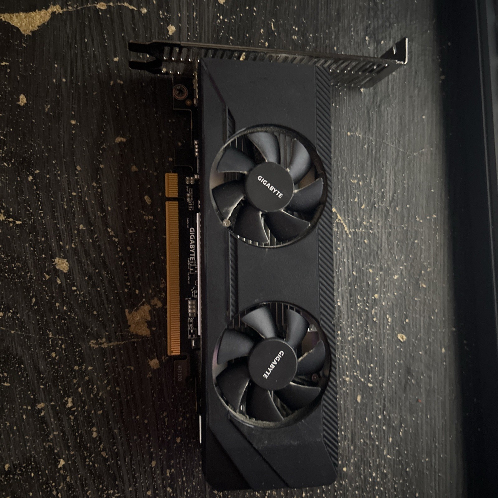 Gigabyte AMD Radeon RX 6400 Low Profile 4GB GDDR6 Graphics card. Gigabyte AMD Radeon RX 6400 Low Profile 4GB GDDR6 Graphics card.