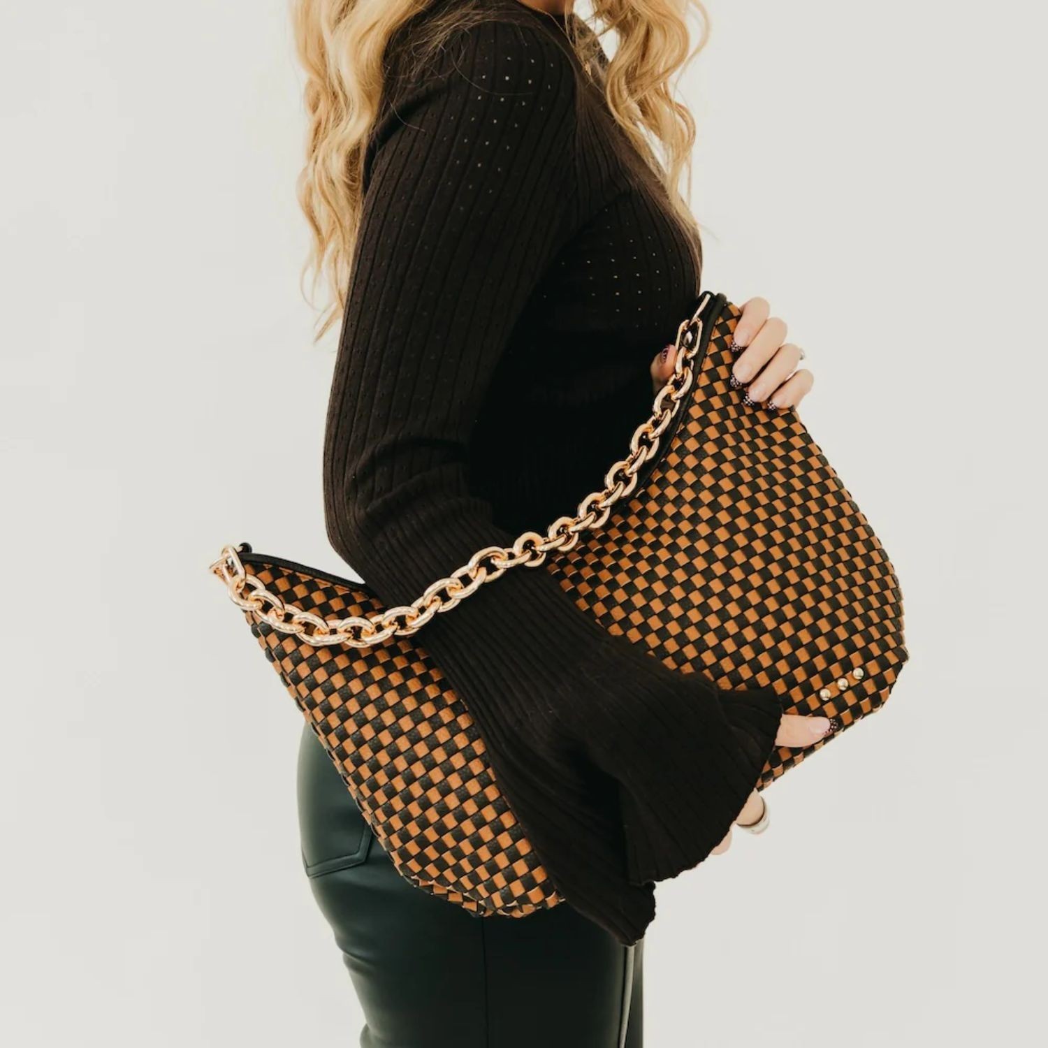 Pretty Simple Sienna Slouchy Woven Shoulder Bag Purse with Gold Chain