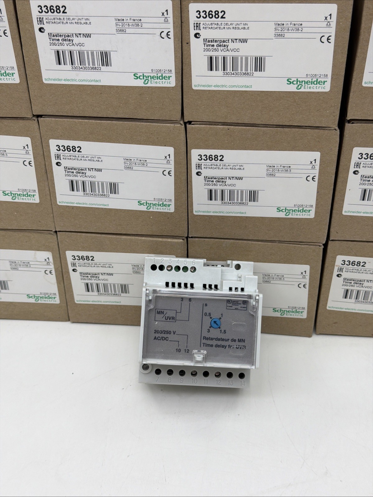 SCHNEIDER ELECTRIC 33682 ADJUSTABLE DELAY UNIT MN MASTERPACT NT/NW TIME DELAY