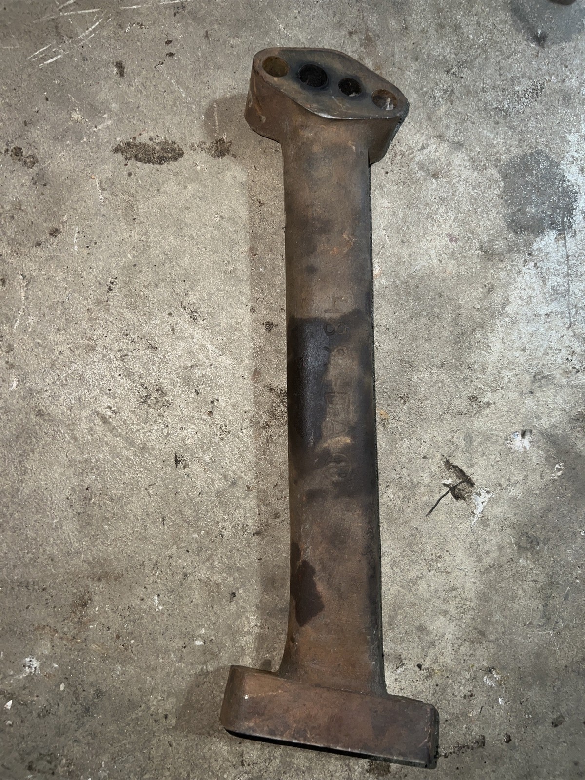 IHC Farmall F12 Hydraulic Flow Pipe 4891-DA