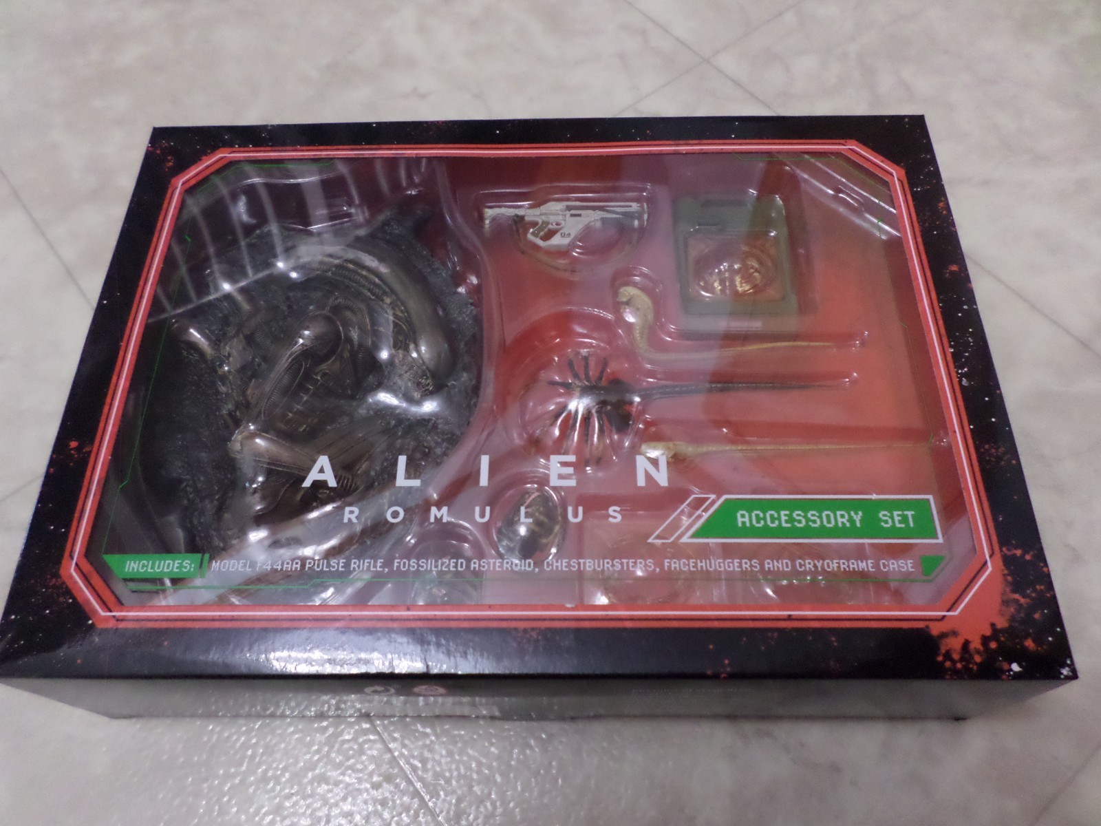 NECA Alien Romulus Ultimate Accessory Set Fossilized Xenomorph New NIB NECA Alien Romulus Ultimate Accessory Set Fossilized Xenomorph New NIB