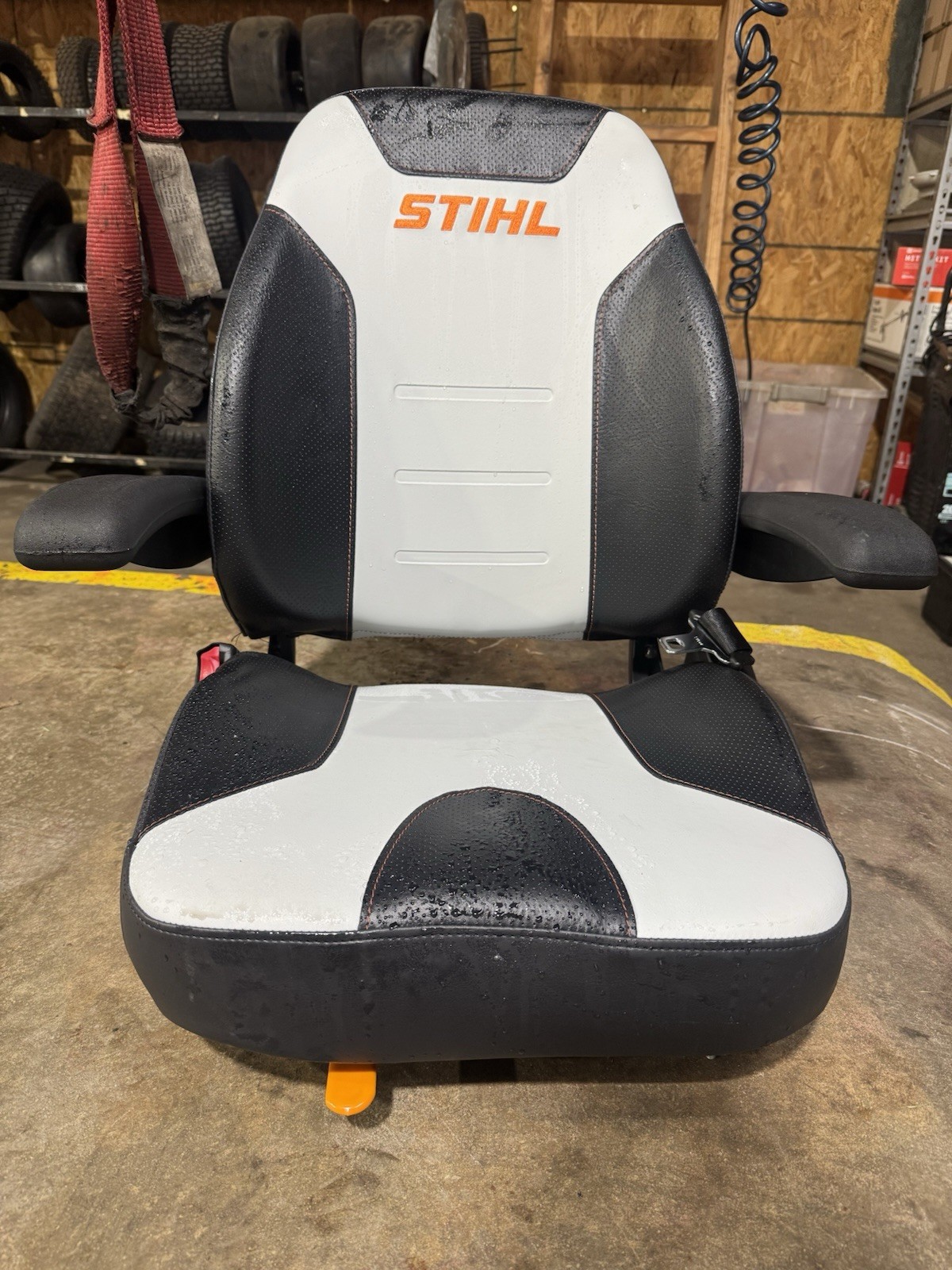 stihl zero turn seat 