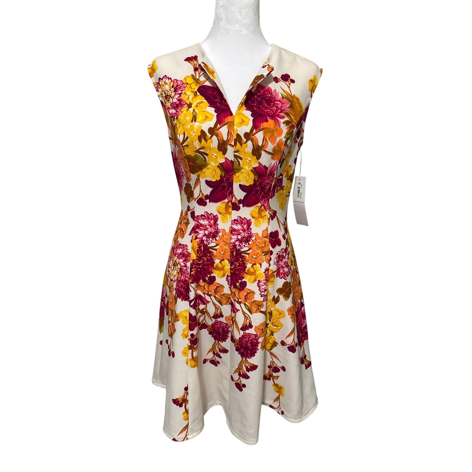 London Times floral knee length sleeveless floral dress size women\'s 4 NWT London Times floral knee length sleeveless floral dress size women\'s 4 NWT