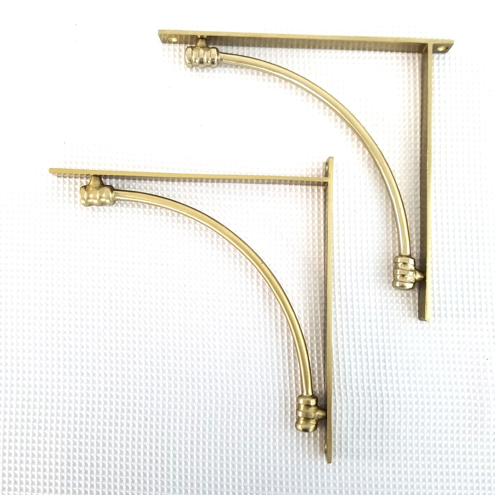 Pair of Brass Elegant Curved Shelf Brackets Fluted Joint Caps Hotel style Pair of Brass Elegant Curved Shelf Brackets Fluted Joint Caps Hotel style