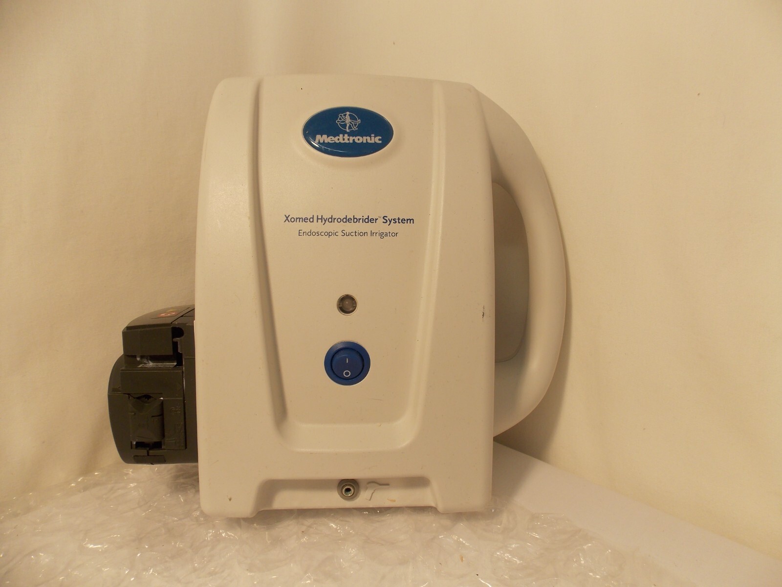 MEDTRONIC XOMED 19-13001 HYDRODEBRIDER ENDOSCOPIC SUCTION IRRIGATOR (LAM-1523)