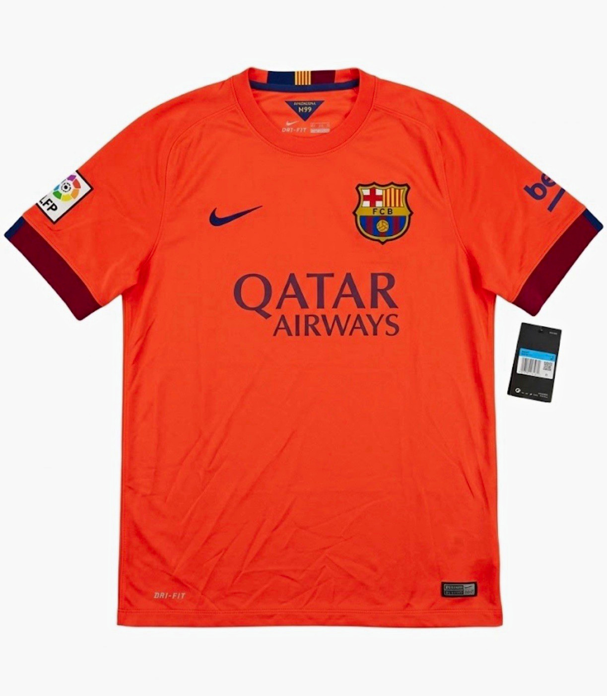 FC Barcelona 2014-15 Away Shirt Nike BNWT Size M - Treble Season -100% Authentic FC Barcelona 2014-15 Away Shirt Nike BNWT Size M - Treble Season -100% Authentic