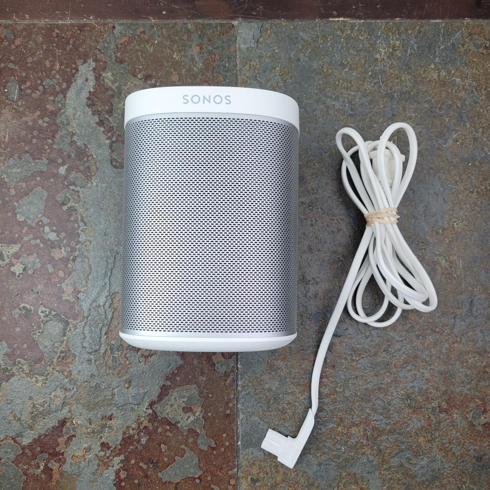 Sonos PLAY:1 Compact Wireless Speaker - White Tested Sonos PLAY:1 Compact Wireless Speaker - White Tested