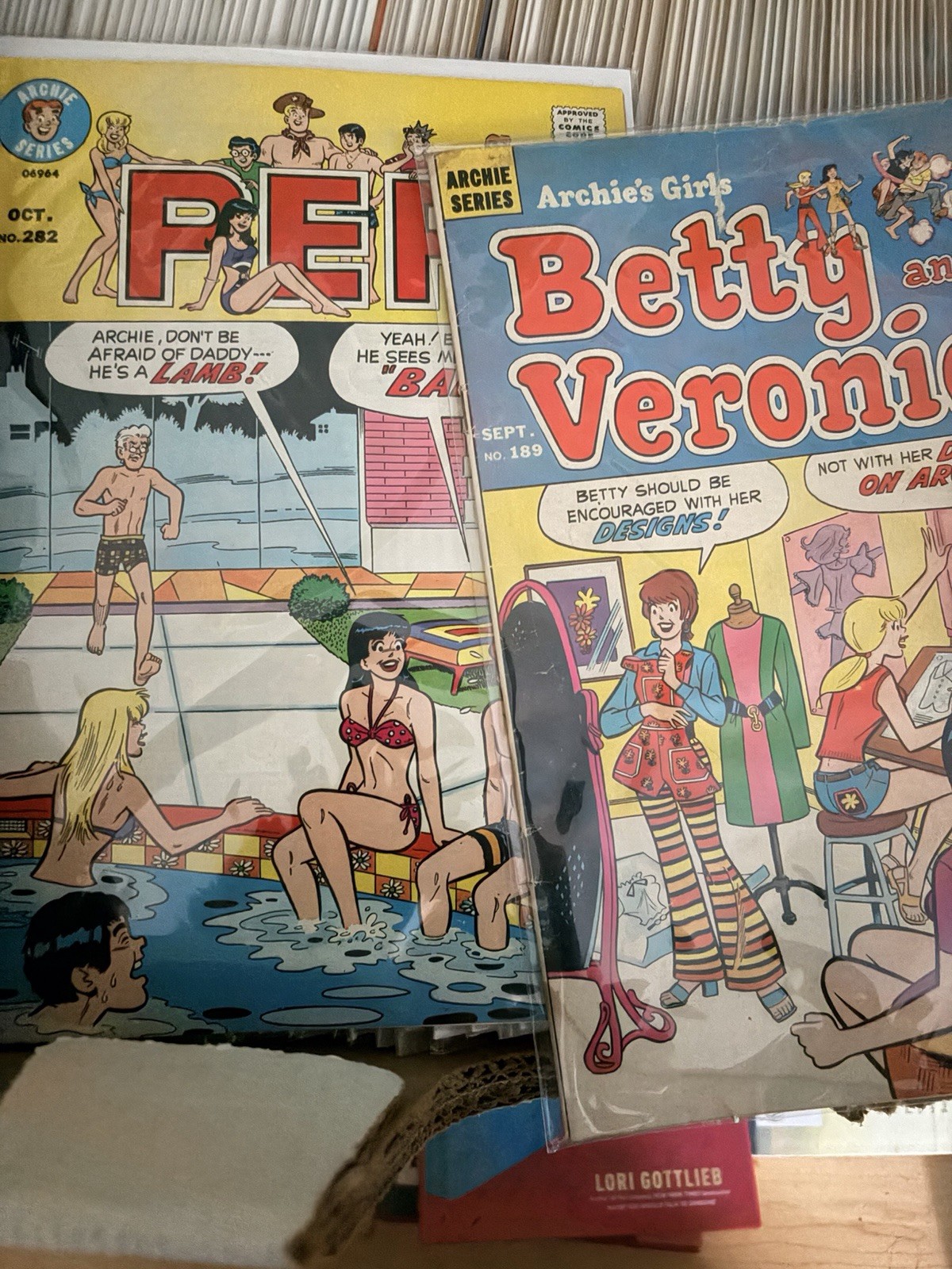 Mystery Lot Of 20 Vintage Comics Archie &Friends + More (1960–1990’s) Read Below Mystery Lot Of 20 Vintage Comics Archie &Friends + More (1960–1990’s) Read Below