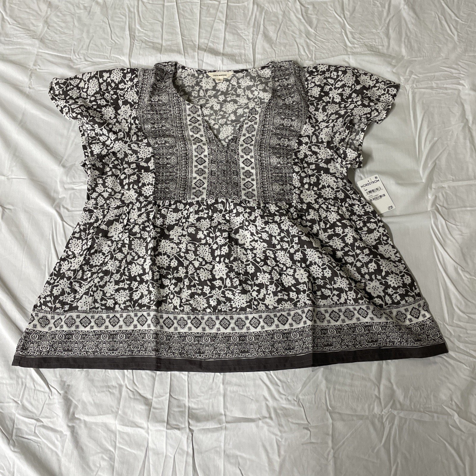 Lucky Brand Mix Print Black Combo V-Neck Ruffled Blouse Top Women\'s Large L