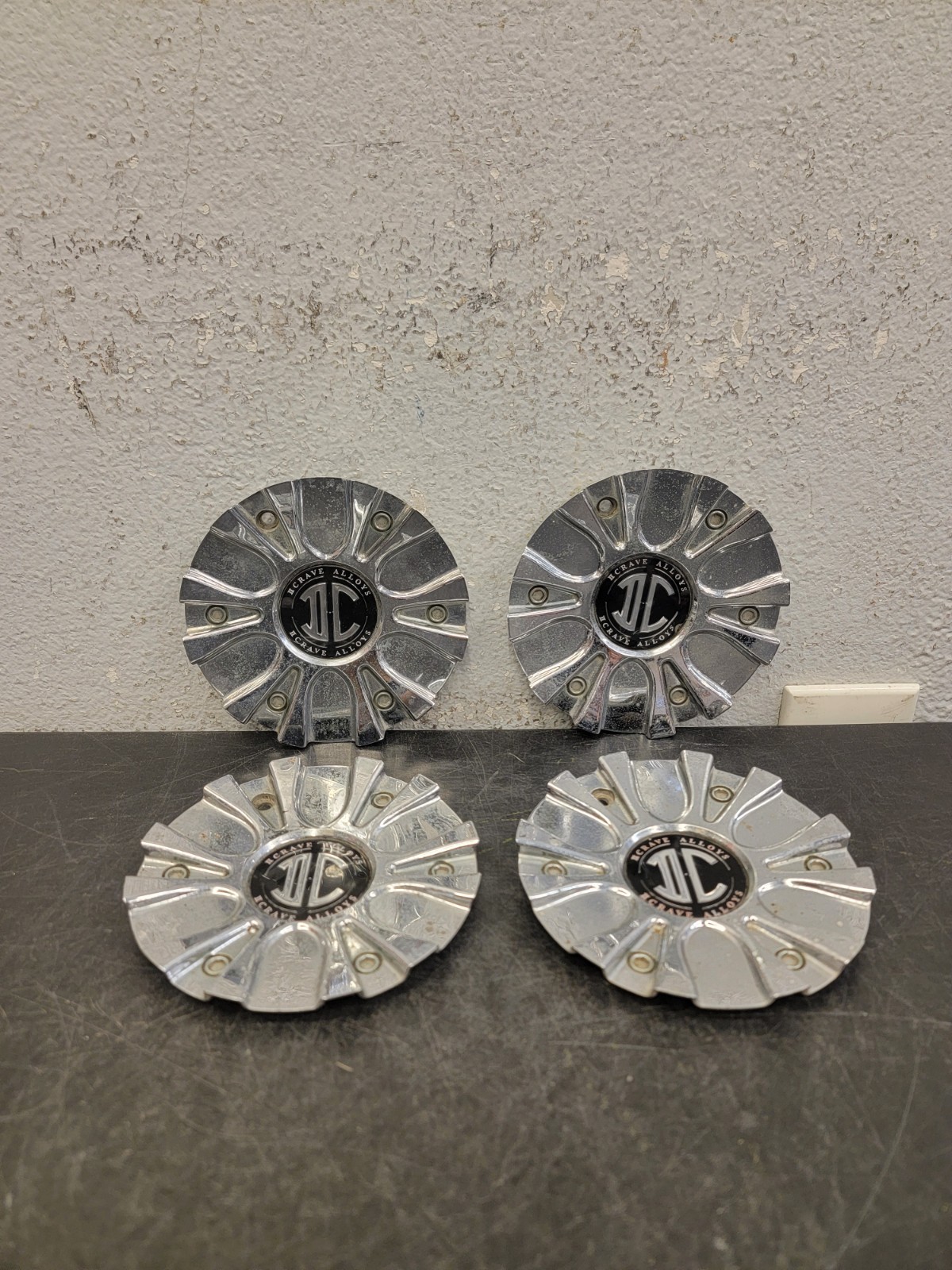 Lot Of 4 C608201CAP 2 Crave ChromeWheel Center Cap 