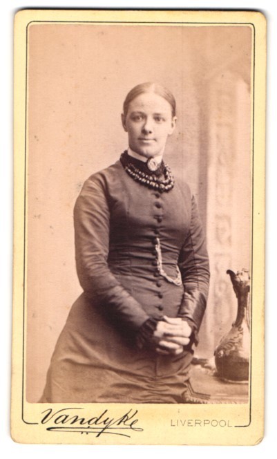 Photograph Vandyke, Liverpool, 62 Bold Street, Young Woman with Energetic Chin  