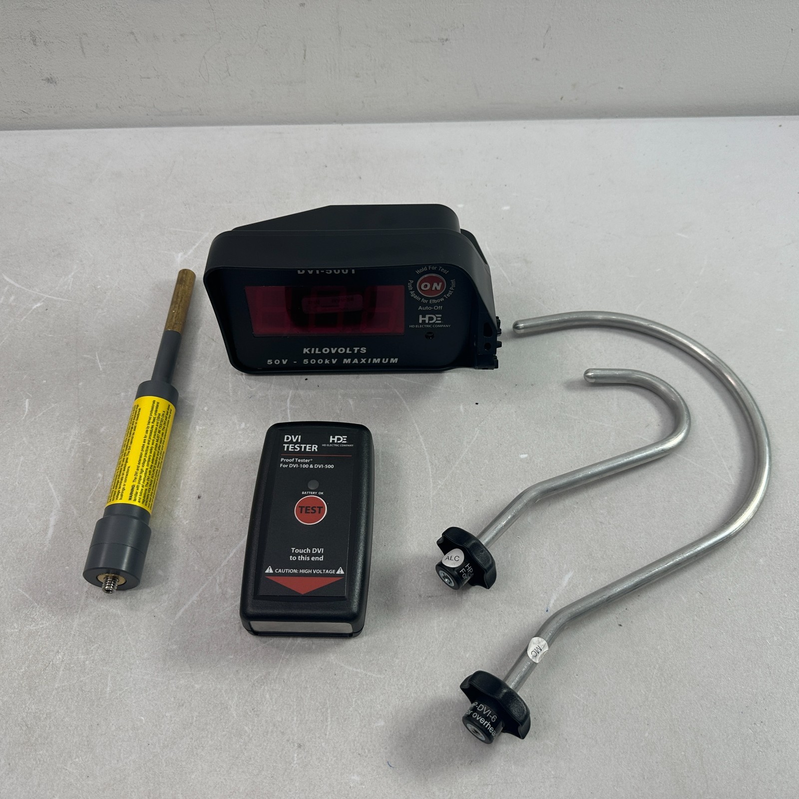 Greenlee Digital Voltage Indicator w/ Test Point 500kV, OH/UG Kit 2 DVI-500T/K02