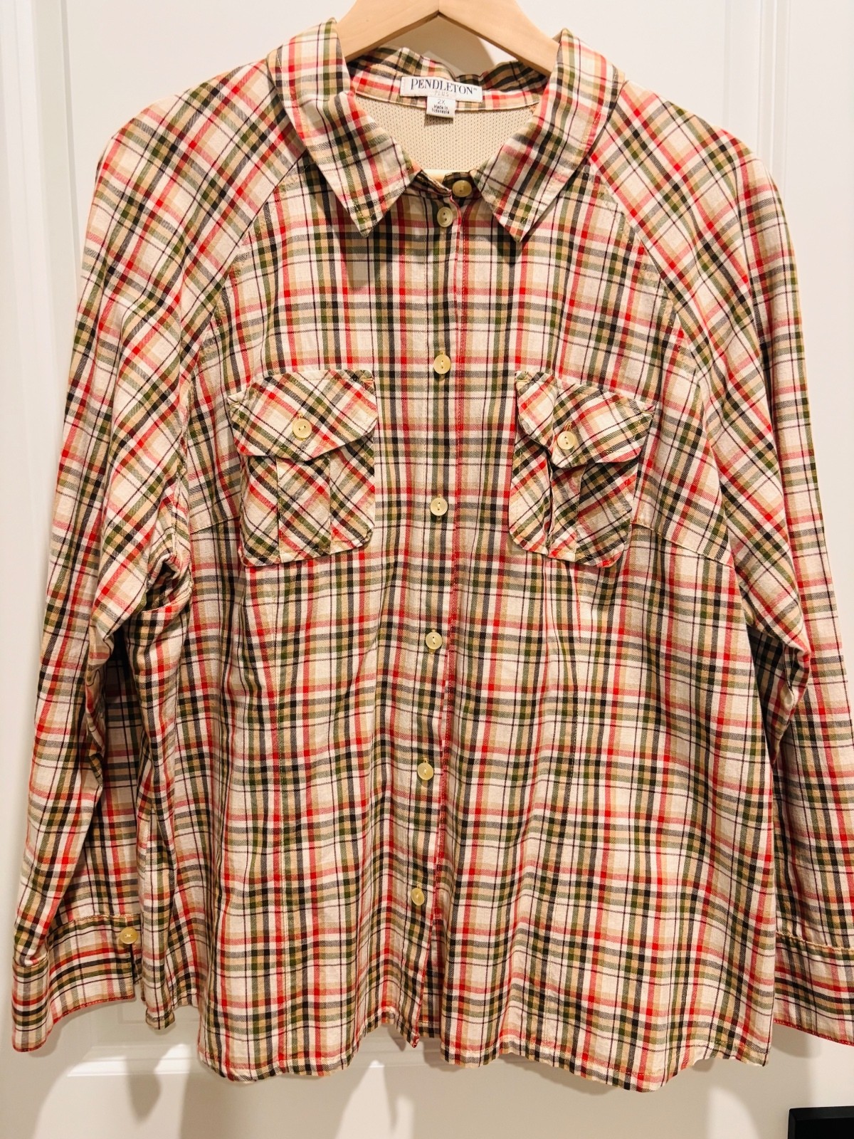Pendleton Plus 2X Plaid Button Down Shirt Long Sleeve Cream Red Green