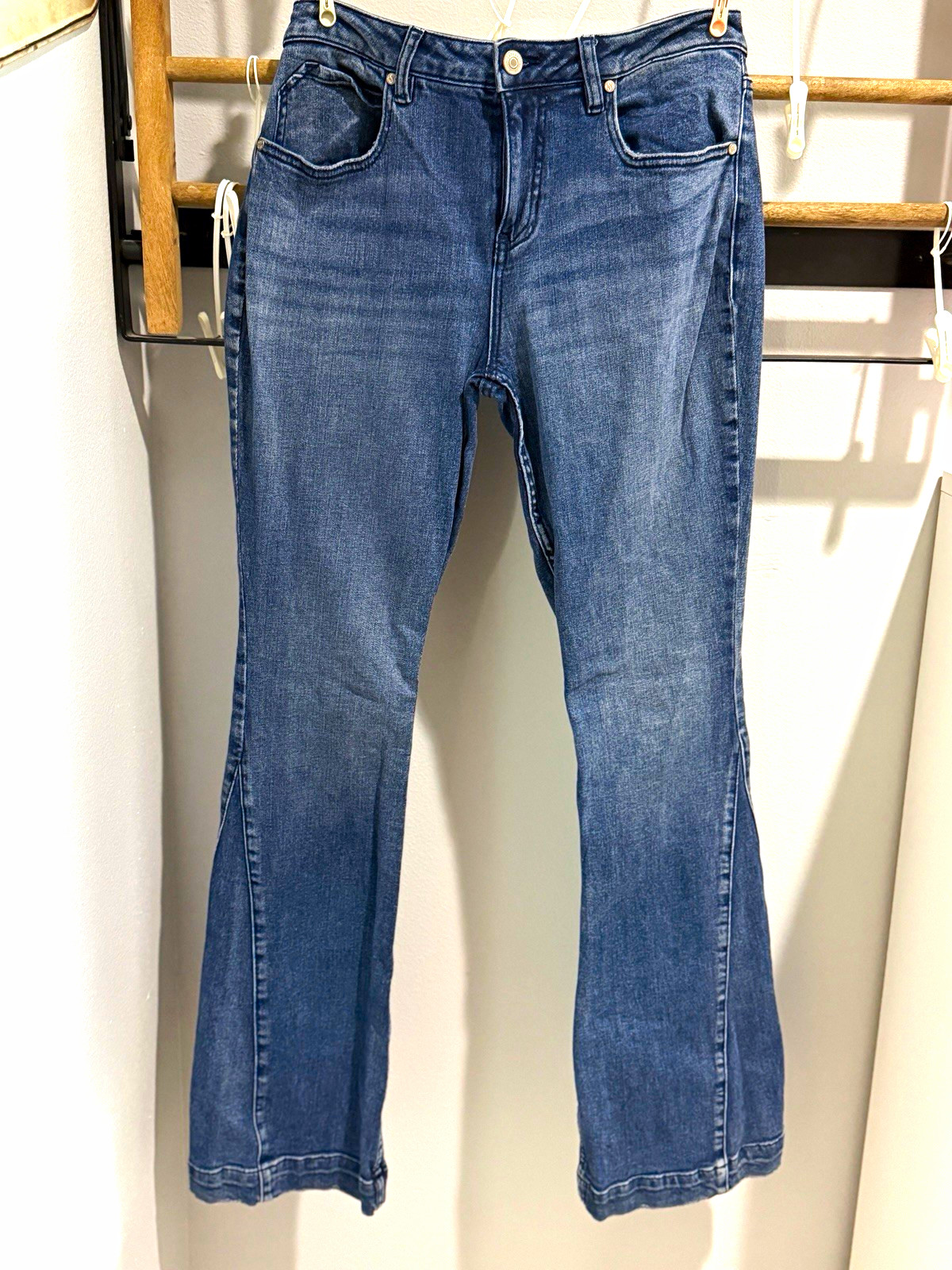 Shyanne women’s  Blue Denim Bootcut Jeans Slim Fit Mid Rise Medium Wash Pockets 