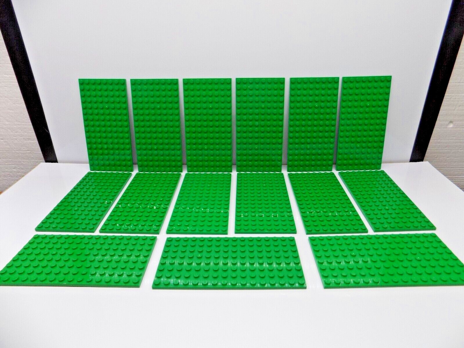 Lego 15 pc. Dark Green Studded Base Plates Lot {WASHED} Lego 15 pc. Dark Green Studded Base Plates Lot {WASHED}