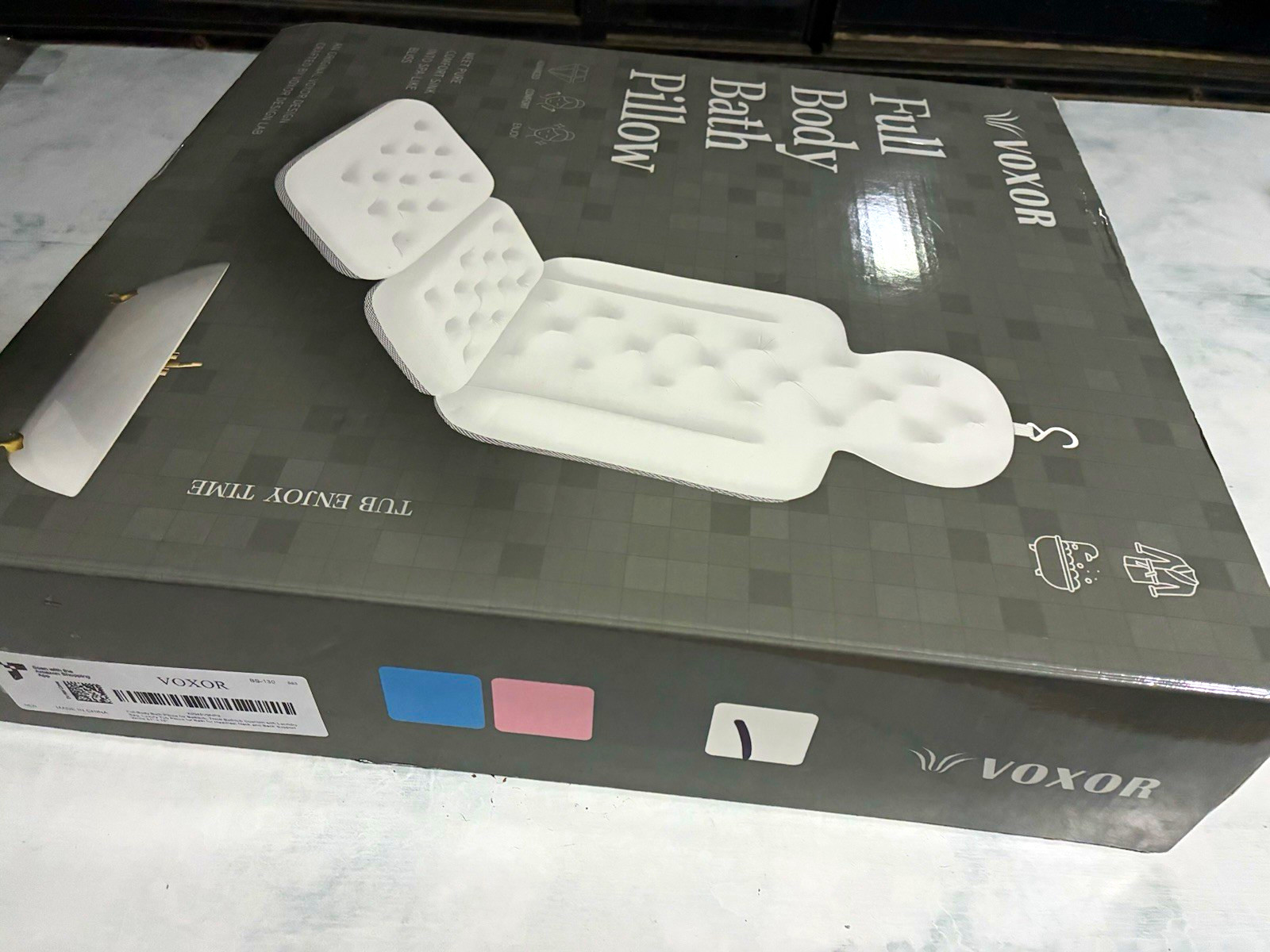 VOXOR Full Body Bathtub Pillow, White Synthetic Solid Bath Cushion VOXOR Full Body Bathtub Pillow, White Synthetic Solid Bath Cushion